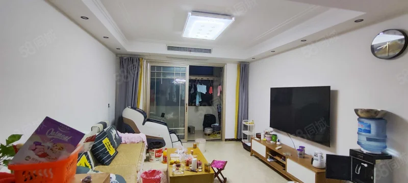 普通裝修4室2廳2衛(wèi)147m2152萬(wàn)元