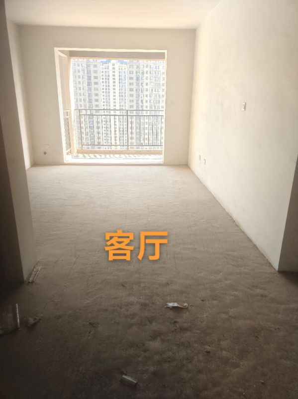 毛坯2室2廳1衛證滿二97.2m2 75萬元