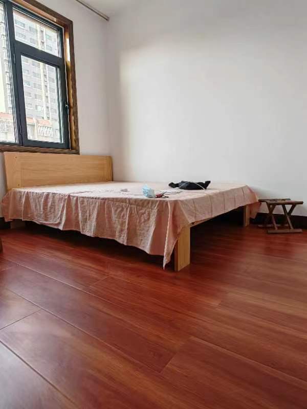 精裝修3室1廳1衛60m21元/月