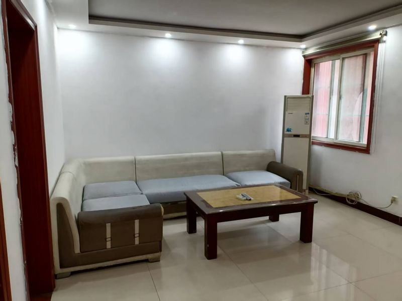 普通裝修6層中3層3室1廳1衛94m2價格優惠