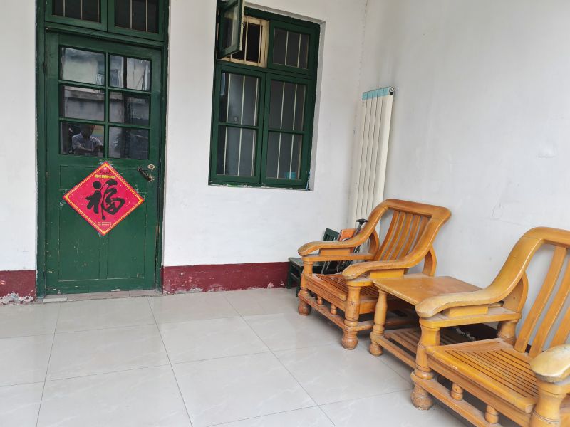 普通裝修，3室2廳1衛(wèi)105m2，1000元/月